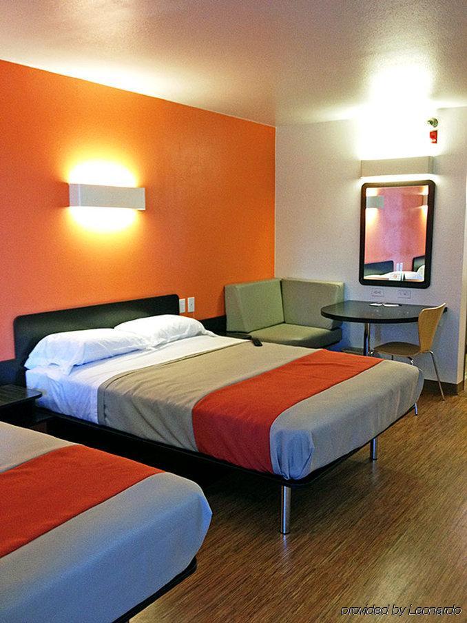 Motel 6-Brownsville, Tx North Экстерьер фото