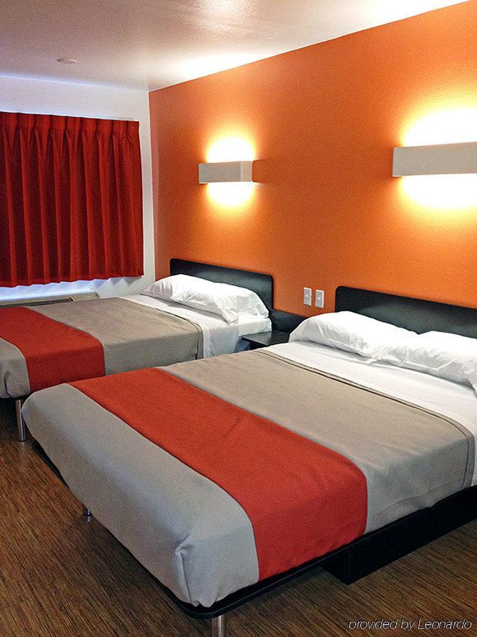 Motel 6-Brownsville, Tx North Экстерьер фото