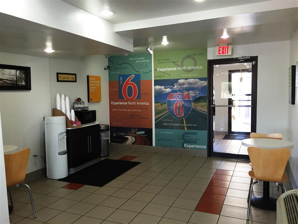 Motel 6-Brownsville, Tx North Интерьер фото