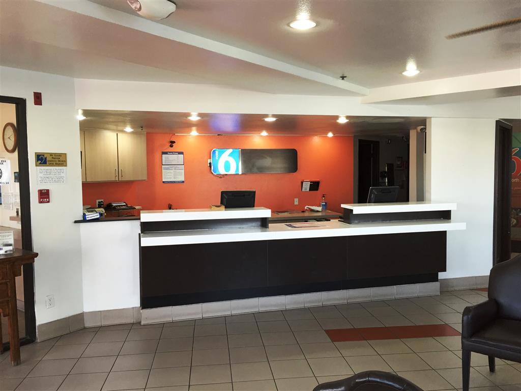 Motel 6-Brownsville, Tx North Интерьер фото