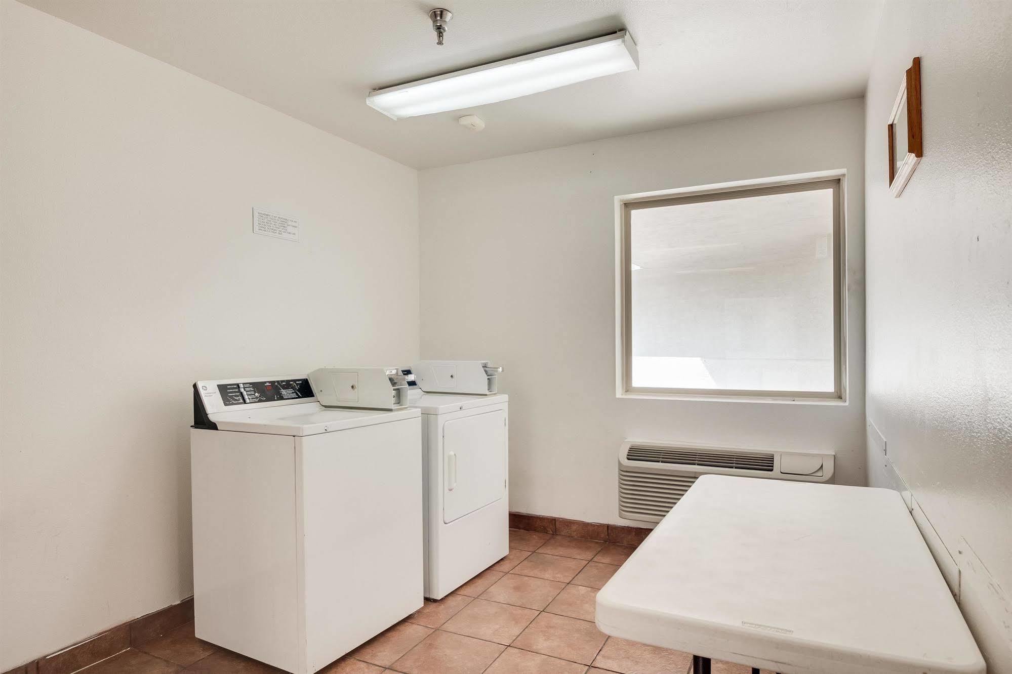 Motel 6-Brownsville, Tx North Экстерьер фото