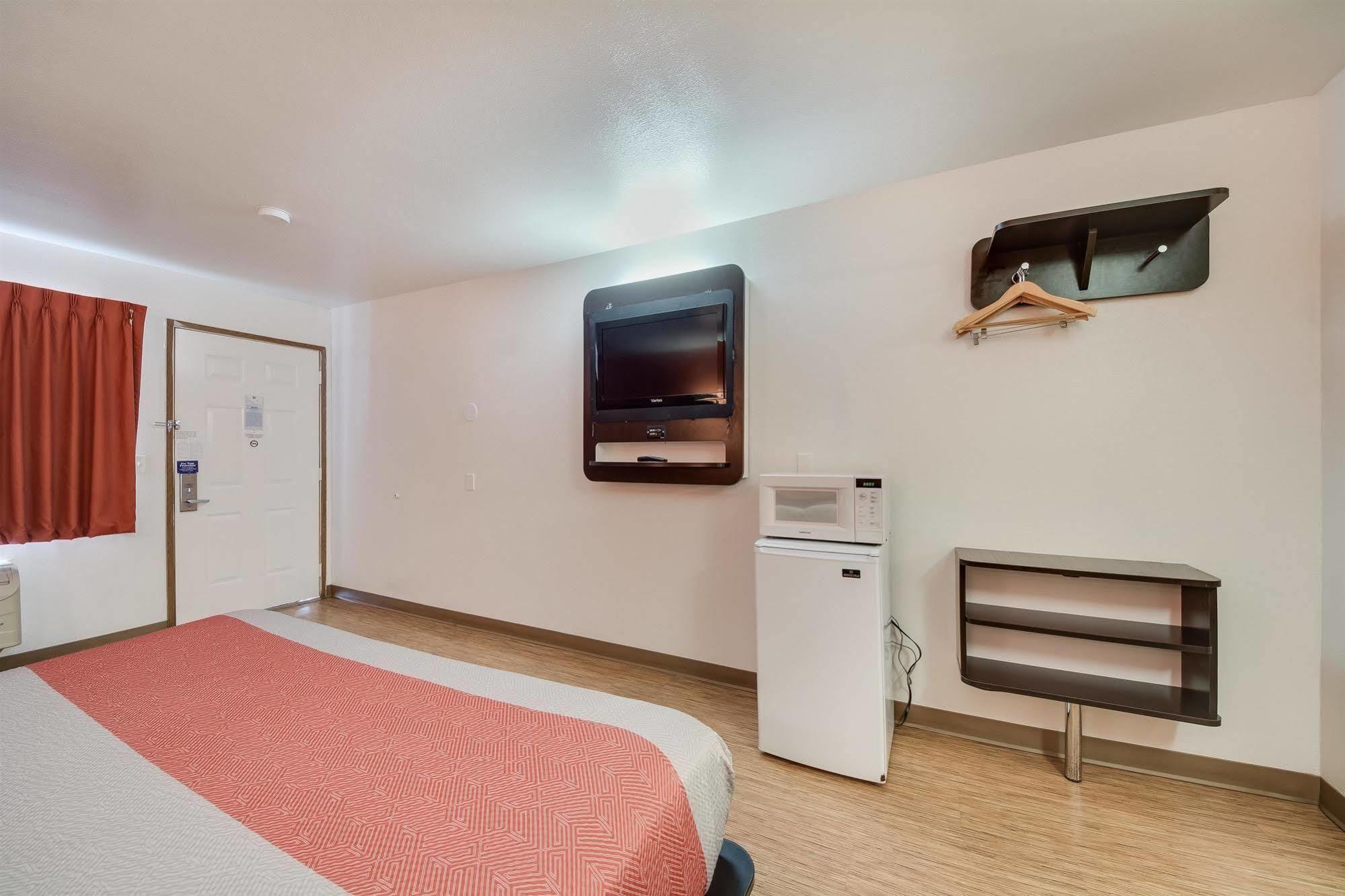 Motel 6-Brownsville, Tx North Экстерьер фото