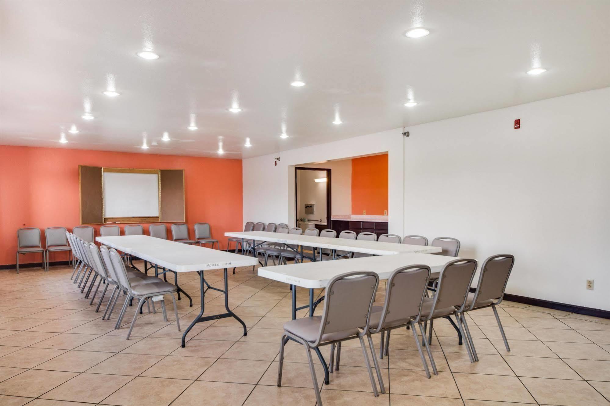 Motel 6-Brownsville, Tx North Экстерьер фото