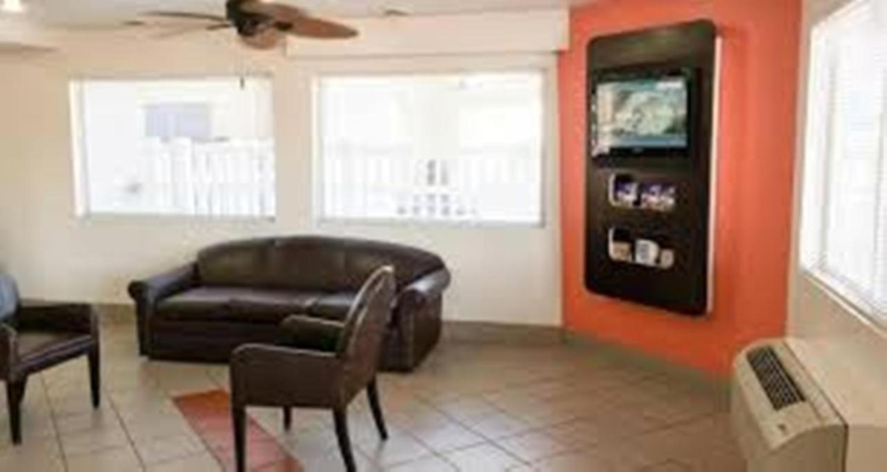 Motel 6-Brownsville, Tx North Экстерьер фото